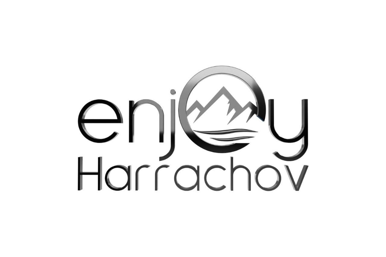 Enjoyharrachov - Atraktivni Slunny Klimatizovany Apartman 14 V Centru Harrachova Se Saunou, Parkovanim, Wifi-Wlan, Sat, Herni Konzoli, Pc S Win 10, Netflix Zdarma A Moznosti Dobijeni Auta S Jedinecnym Vyhledem Na Certovu Horu Se Skokanskymi Mustky Exteriör bild