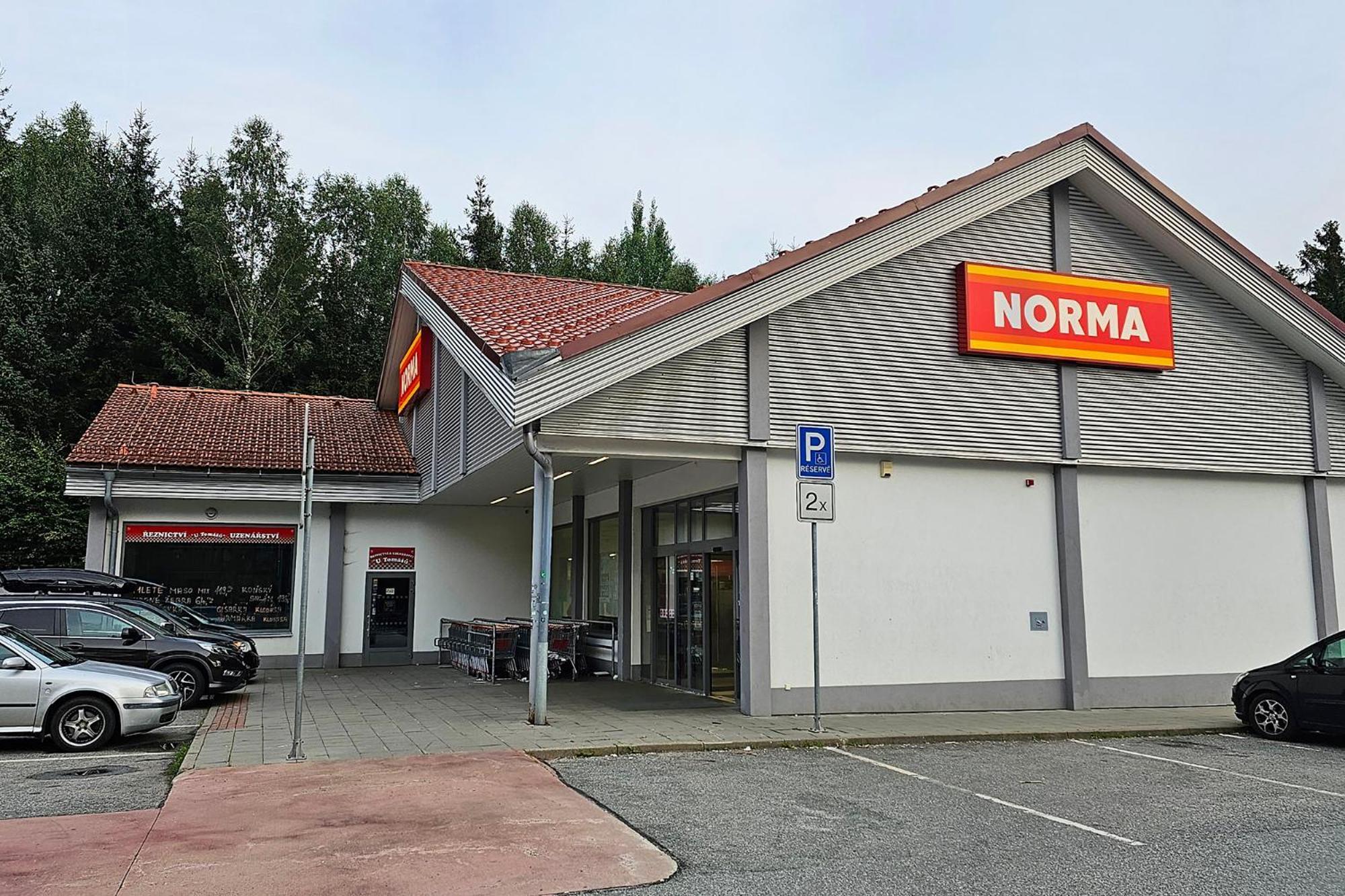 Enjoyharrachov - Atraktivni Slunny Klimatizovany Apartman 14 V Centru Harrachova Se Saunou, Parkovanim, Wifi-Wlan, Sat, Herni Konzoli, Pc S Win 10, Netflix Zdarma A Moznosti Dobijeni Auta S Jedinecnym Vyhledem Na Certovu Horu Se Skokanskymi Mustky Exteriör bild